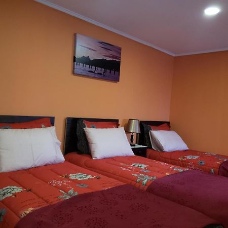 Hostal Nataly Пуэрто-Наталес Экстерьер фото