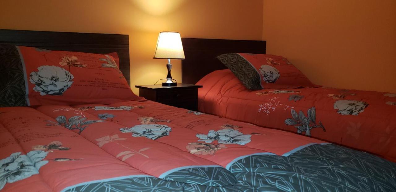 Hostal Nataly Пуэрто-Наталес Экстерьер фото
