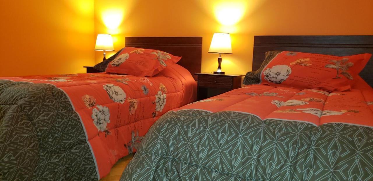 Hostal Nataly Пуэрто-Наталес Экстерьер фото