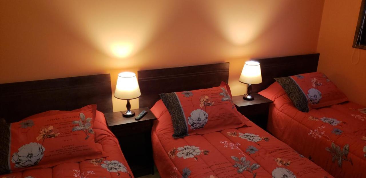 Hostal Nataly Пуэрто-Наталес Экстерьер фото